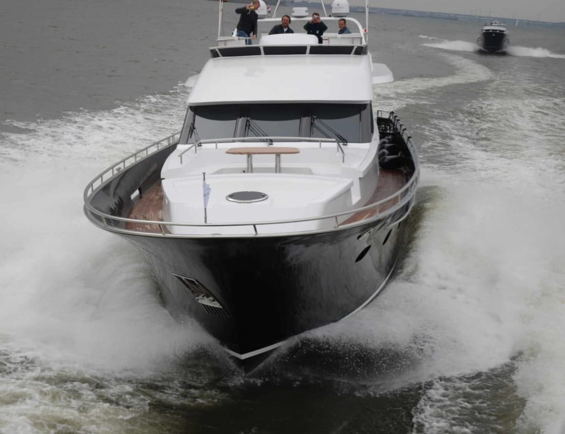 Superior 2400 Van der Heijden Yachts cruising on the water.