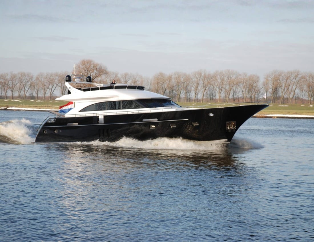 Superior 2400 Van der Heijden Yachts cruising on the water