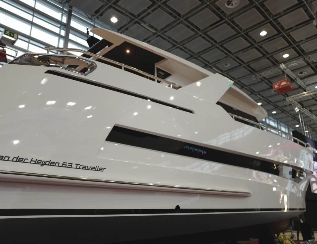 Traveller 63 - Traveller Series displayed indoors in a large hall.